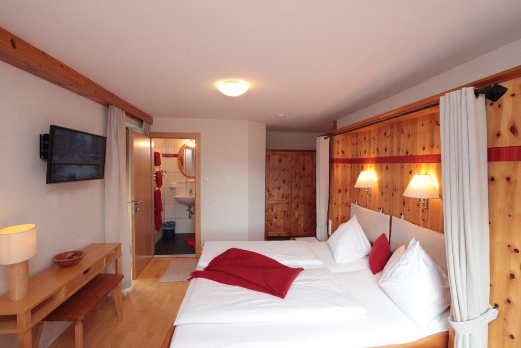 Pension & Appartements Ronacherhof Бад Клайнкирххайм Екстериор снимка